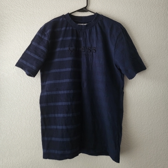 Men's ‎ Guess Originals Embroidered GUESS Stripes Short Sleeves Navy Blue Shirt - Picture 4 of 7
